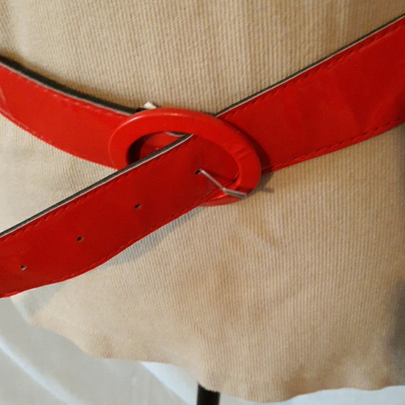 Belt - Picture 2 of 3